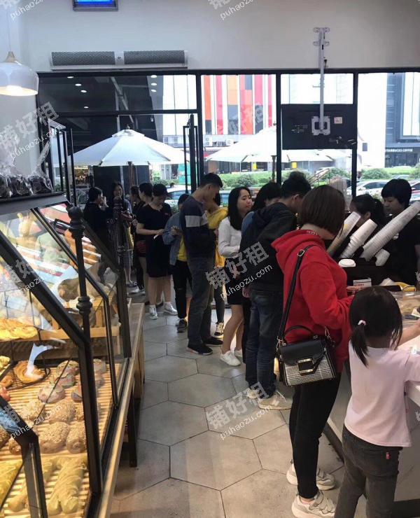 世纪金源购物中心北京西路110平米蛋糕面包房转让
