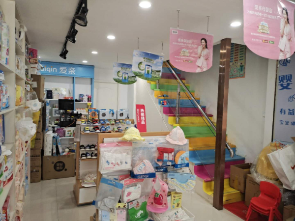 汉阳64平品牌母婴店可空转、免费送游泳馆
