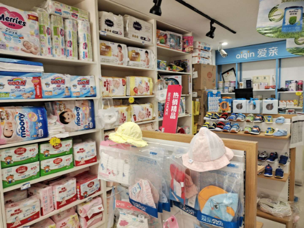 汉阳64平品牌母婴店可空转、免费送游泳馆